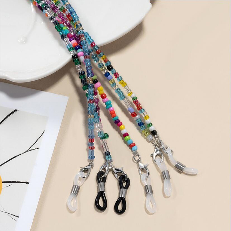 Kolorowy łańcuszek do okularów – Mask Chain Holder recenzja i cena
